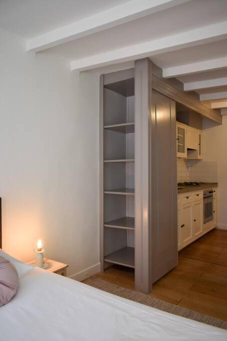 New Cosy In 9 Streets Apartment